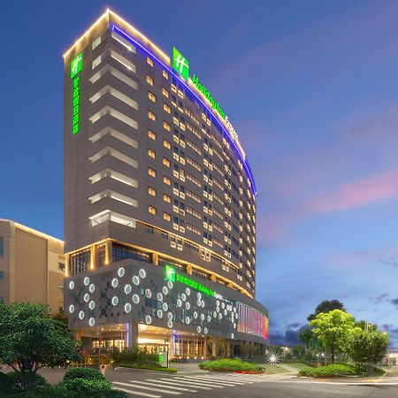 Holiday Inn Express Chongqing Airport Zone By Ihg Exterior foto