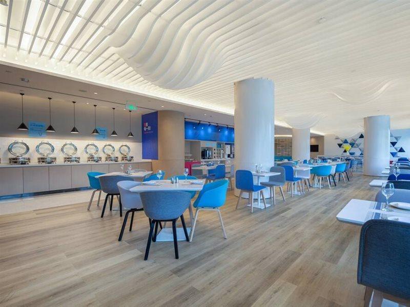 Holiday Inn Express Chongqing Airport Zone By Ihg Exterior foto